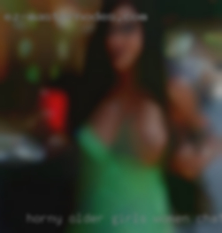 Horny older girls women chatting.