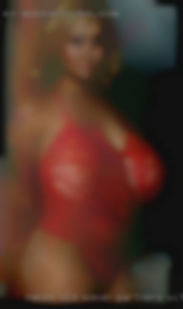 Naked old woman partners with whith out pantes.
